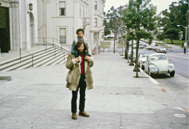 near 428 Broderick St