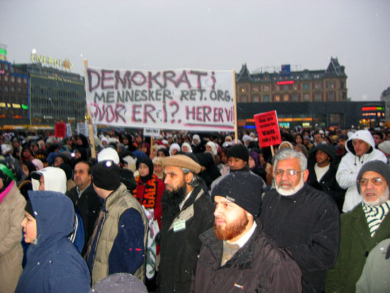 dk-minority-muslim-013