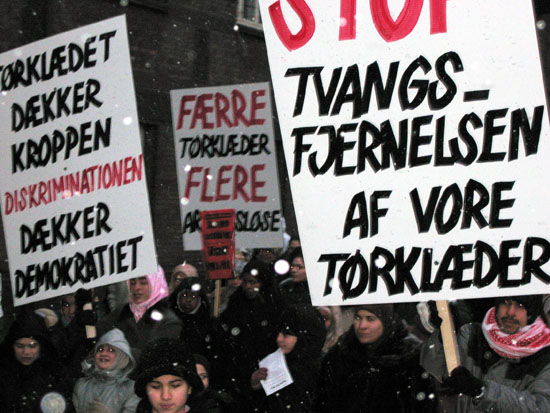 dk-minority-muslim-018