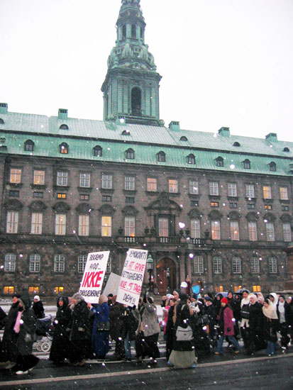 dk-minority-muslim-019