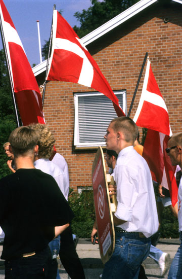 dk-minority-nazi-004