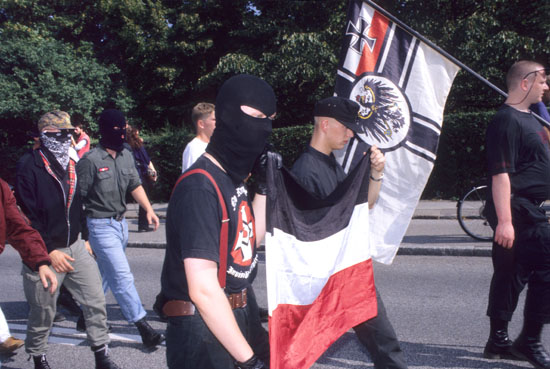 dk-minority-nazi-018