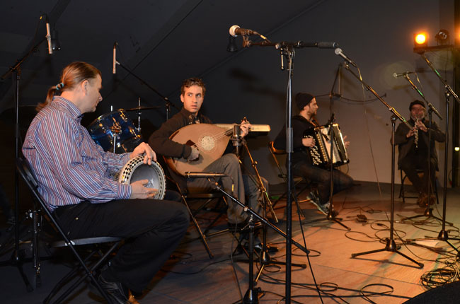 2012-12-06_22-24-07