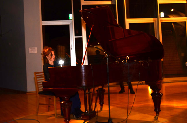 2012-12-06_20-14-51