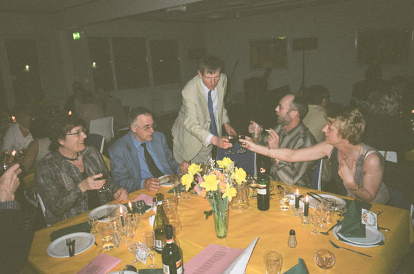 2004-03-08-081960007