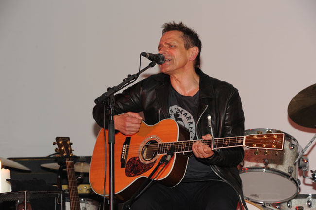 2012-04-29_22-43-31