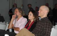 2012-04-30_00-03-05