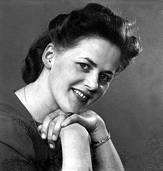 Grethe Hansen hos fotografen