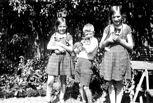 Jacob sen. med Ida og Gerda