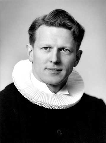 Jacob som nyindsat prst i 1946