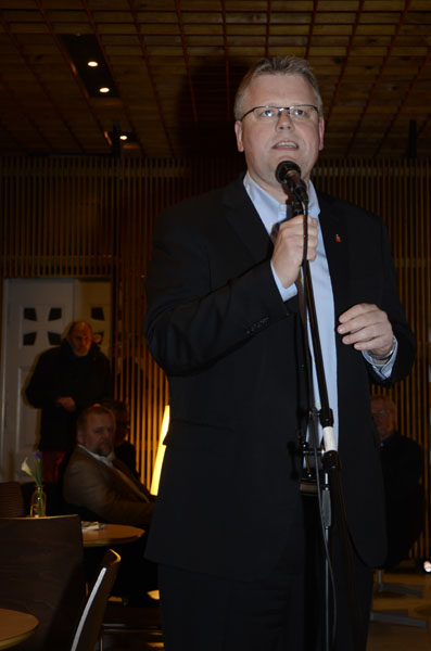 2011-11-18 14-54-23