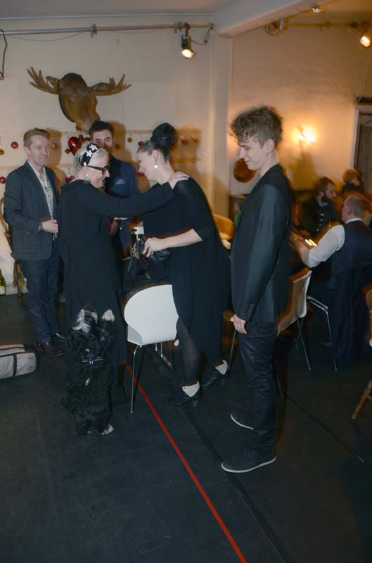 2013-12-15_19-20-43