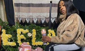 2020-04-10_funeral-14