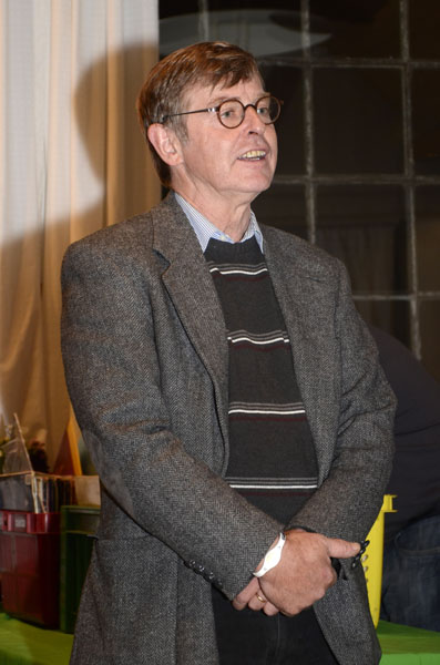 2011-10-15 22-04-16