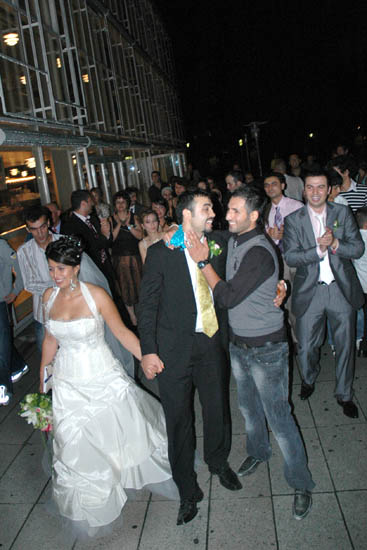 Ozlem-Devrim-698