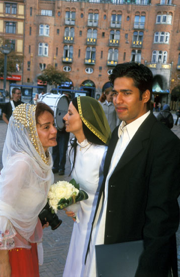 Roya Moghaddas Hoffmeyer