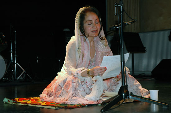 Roya Moghaddas Hoffmeyer