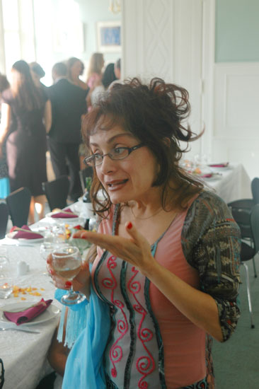 Roya Moghaddas Hoffmeyer