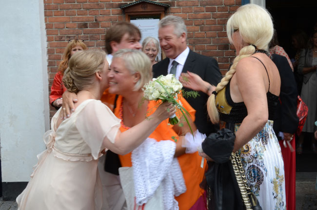 2012-06-09_13-33-44