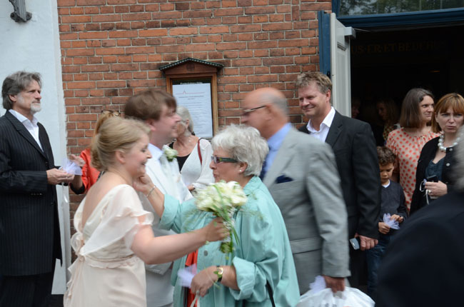 2012-06-09_13-33-58