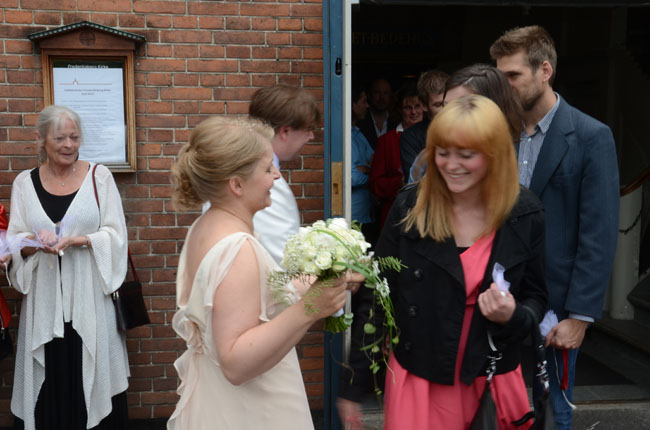 2012-06-09_13-37-46