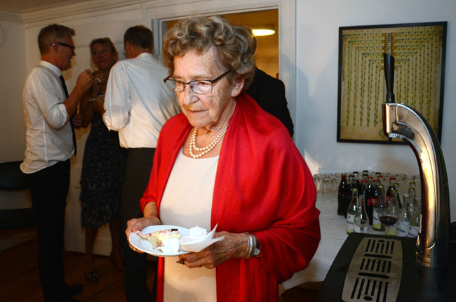 2013-08-17_22-44-00