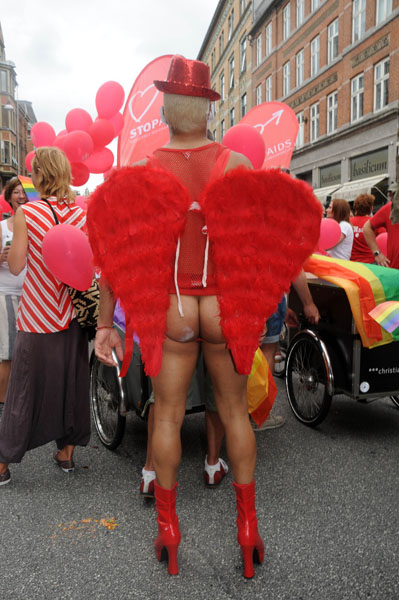 Pride-2010-095