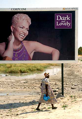 White colonial bagage