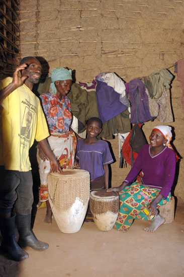Batwa-Kitahuria-095