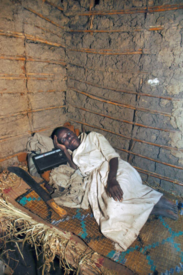 Batwa-Mukongoro-015