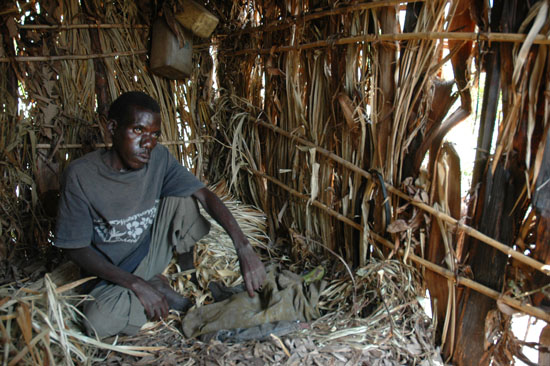 Batwa-Mukongoro-124