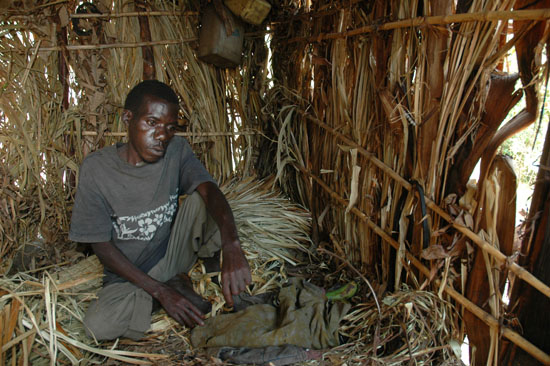 Batwa-Mukongoro-128