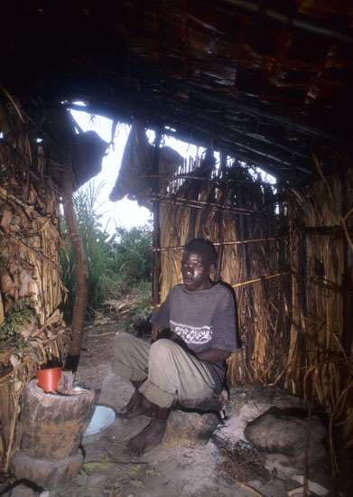 Batwa-Mukongoro-135