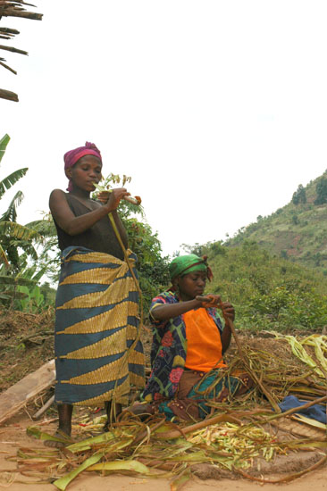 Batwa-Mukongoro-193