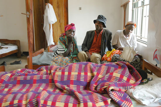 Batwa-hospital-014