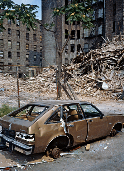 Broken car in Harlem