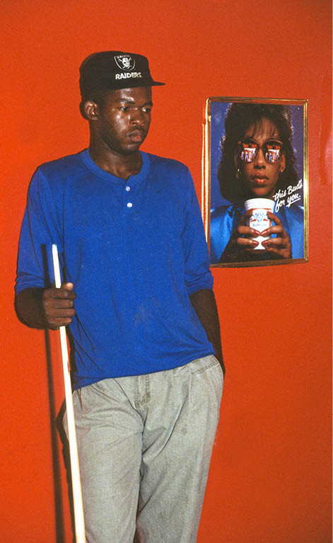 Player against red wall Perote joint