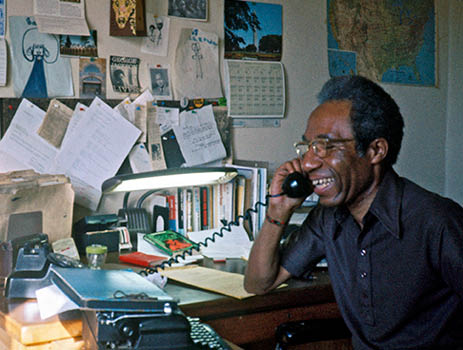1974 -David Dubois in BPP headquarter in Oakland 