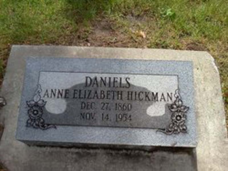 93242890_136526694424